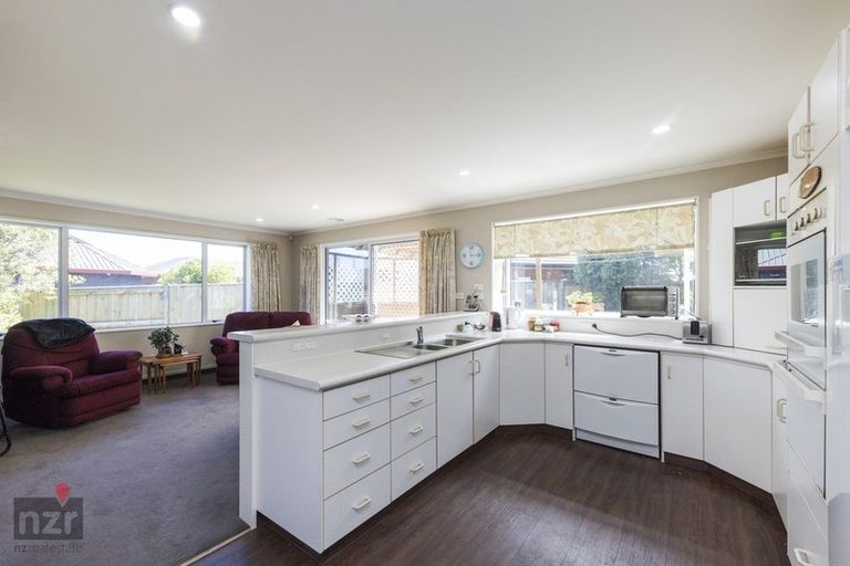 Photo of property in 34 Jefferson Crescent, Milson, Palmerston North, 4414
