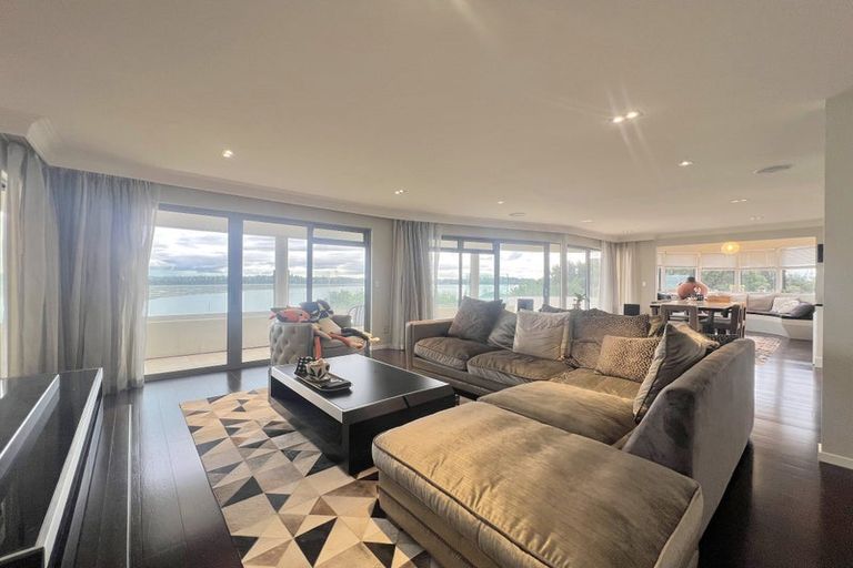 Photo of property in 2 Bucklands Beach Road, Bucklands Beach, Auckland, 2012