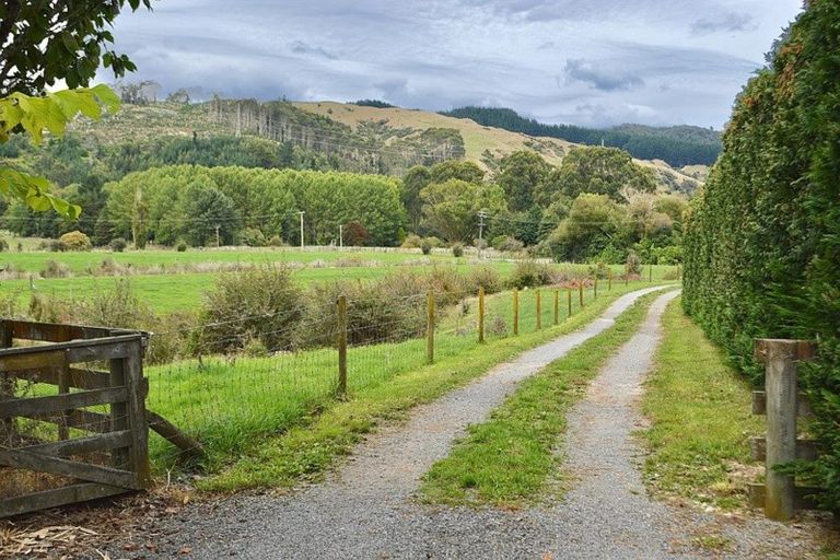 Photo of property in 297 Kuku Road East, Kuku, Levin, 5570