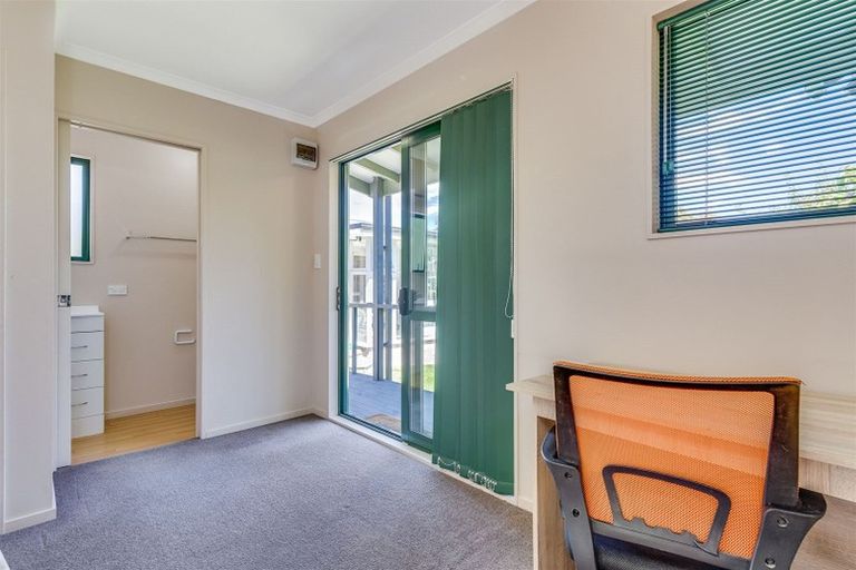 Photo of property in 18 Carruthers Street, Ilam, Christchurch, 8041