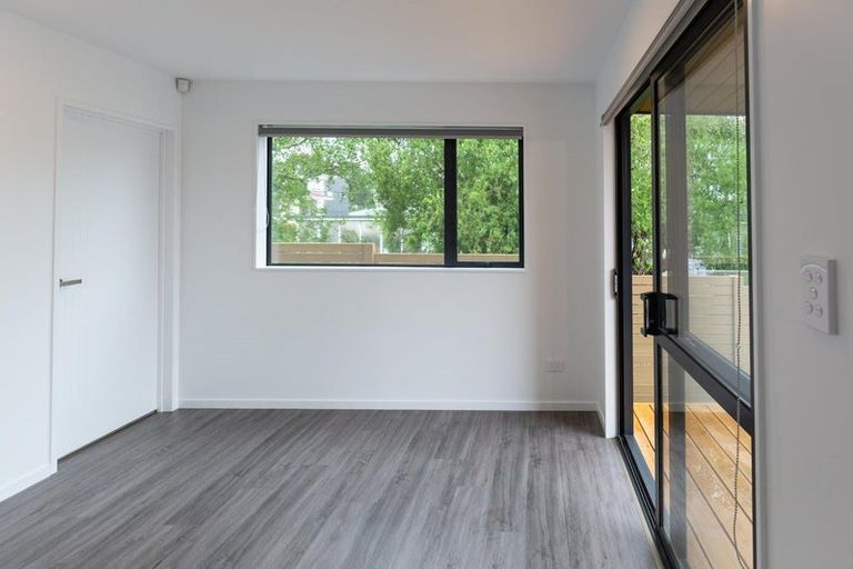 Photo of property in 57a Neil Avenue, Te Atatu Peninsula, Auckland, 0610