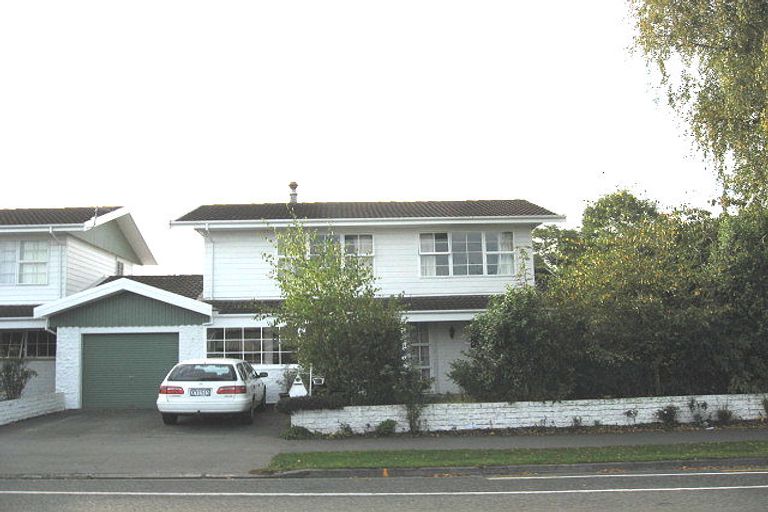 Photo of property in 70b Maidstone Road, Ilam, Christchurch, 8041