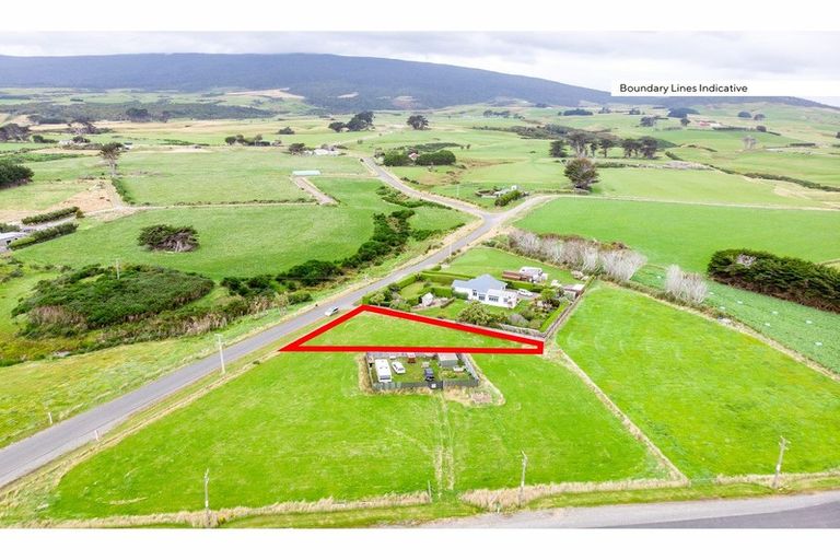 Photo of property in 62 Dover Street, Orepuki, Riverton, 9881