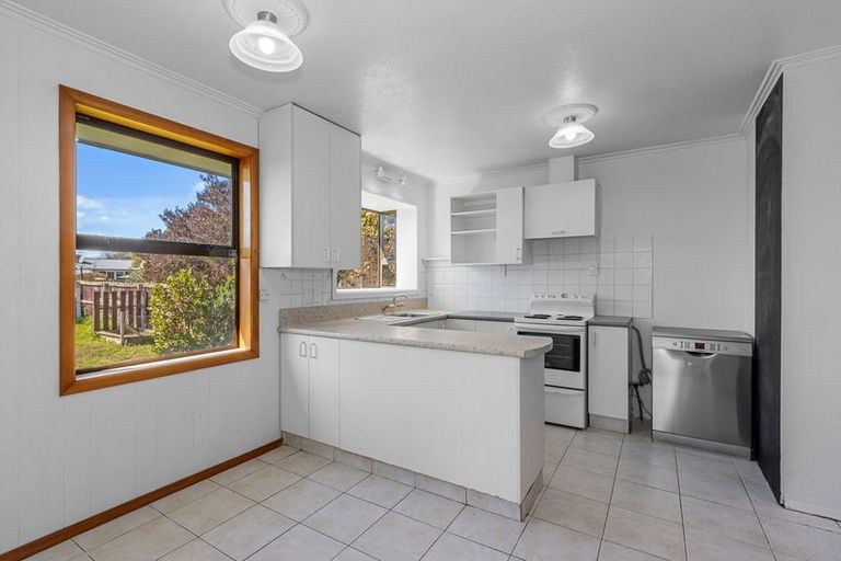 Photo of property in 26 Cottonwood Street, Parklands, Christchurch, 8083