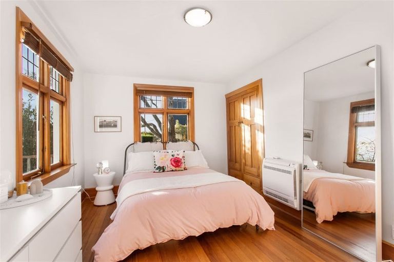 Photo of property in 16 Huntsbury Avenue, Huntsbury, Christchurch, 8022