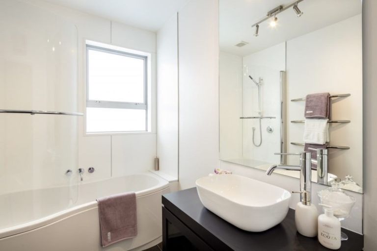 Photo of property in 5 Woodbank Street, Somerfield, Christchurch, 8024