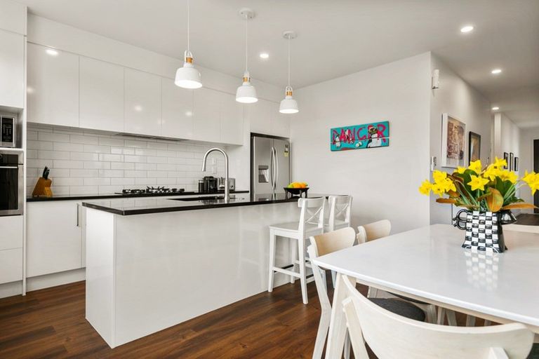 Photo of property in 50 Jutland Road, Pukekohe, 2120