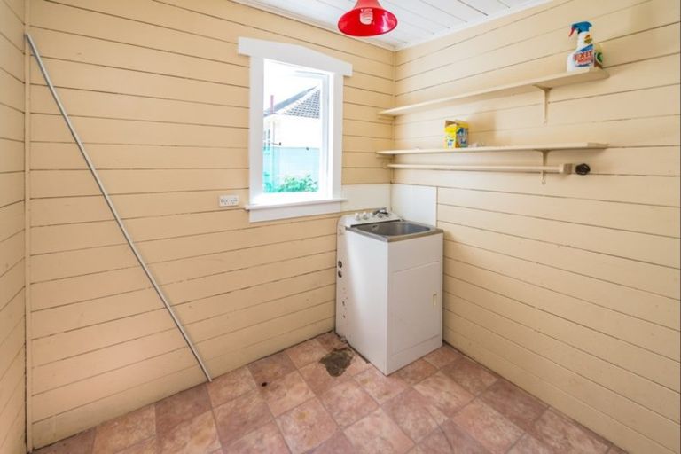 Photo of property in 41 Swiss Avenue, Gonville, Whanganui, 4501