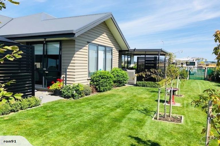 Photo of property in 18 Rosewood Drive, Amberley, 7410