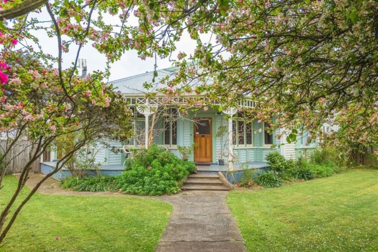 Photo of property in 37 Peakes Road, Saint Johns Hill, Whanganui, 4501