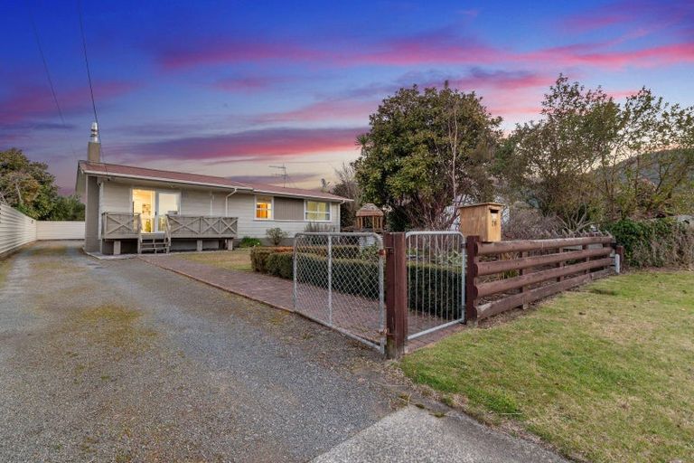Photo of property in 26 Fenruss Street, Fairy Springs, Rotorua, 3015