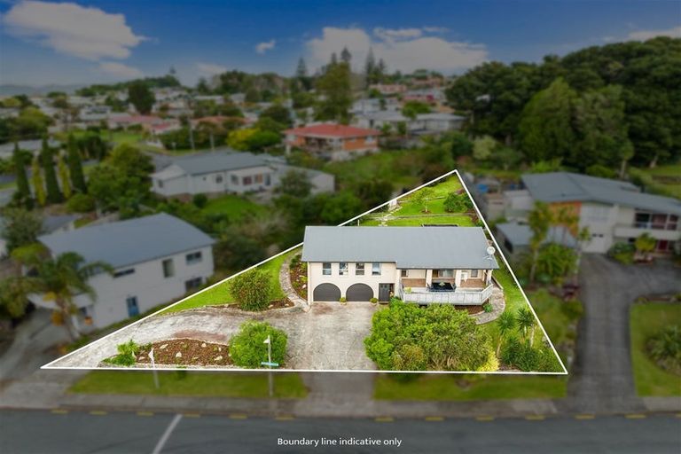 Photo of property in 97 Crawford Crescent, Te Kamo, Whangarei, 0112