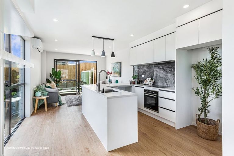 Photo of property in 200a Henwood Road, Westgate, 0814