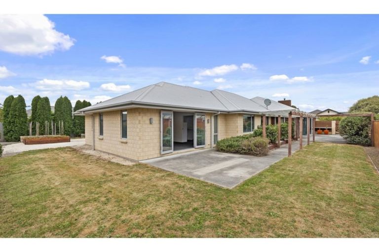 Photo of property in 3 Saddleback Green, Halswell, Christchurch, 8025