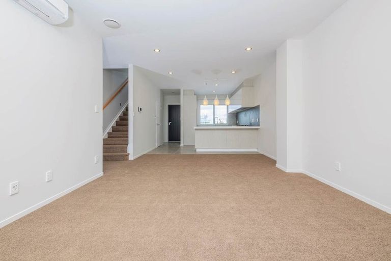 Photo of property in 26 Pencaitland Drive, Flat Bush, Auckland, 2019