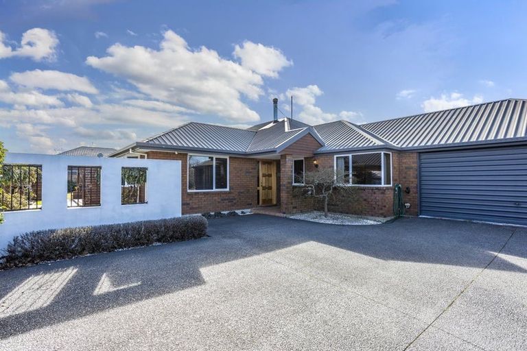 Photo of property in 30 Carmana Gardens, Rangiora, 7400