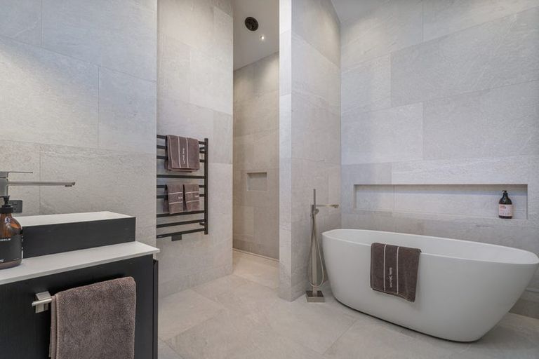 Photo of property in 112 Ti Kouka Crescent, Matarangi, Whitianga, 3592