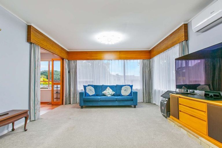 Photo of property in 102 Sartors Avenue, Browns Bay, Auckland, 0630