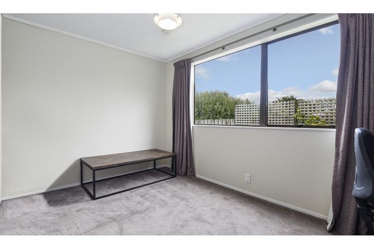 Photo of property in 12b Ross Road, Western Heights, Rotorua, 3015