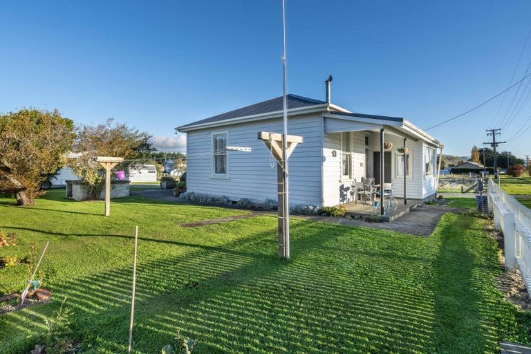 Photo of property in 13 Birchwood Road, Ohai, 9635