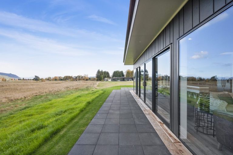 Photo of property in 83 Victory Drive, Wharewaka, Taupo, 3330