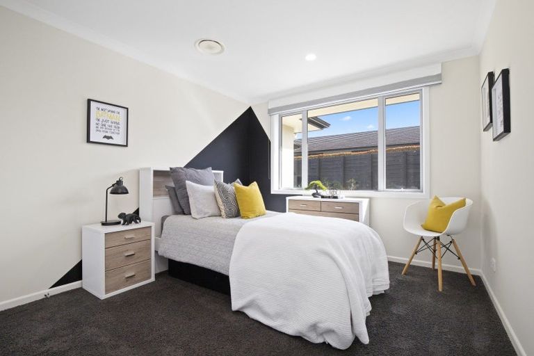 Photo of property in 13 William Andrew Road, Pukekohe, 2120