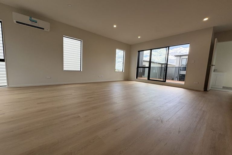 Photo of property in 14 Newhaven Terrace, Mairangi Bay, Auckland, 0630