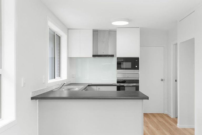 Photo of property in 12 Algidus Street, Sockburn, Christchurch, 8042