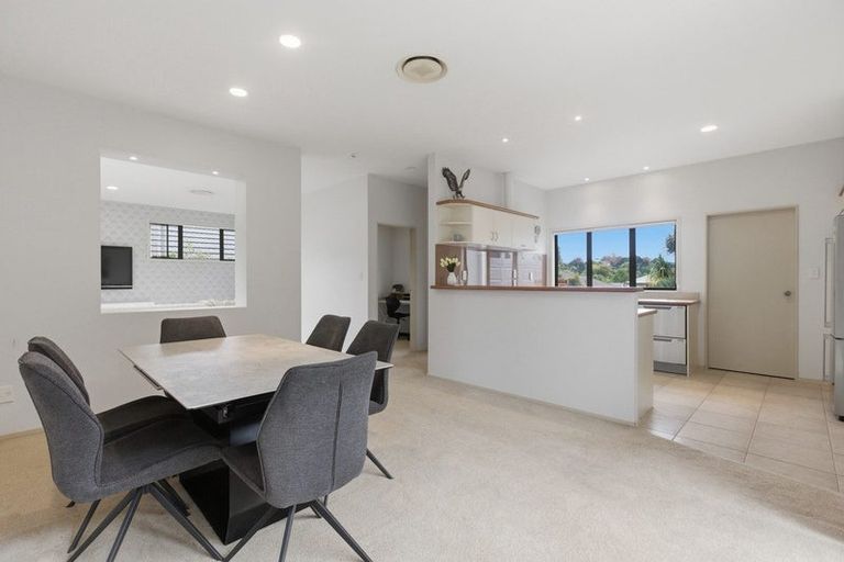 Photo of property in 250 Castlewold Drive, Bethlehem, Tauranga, 3110