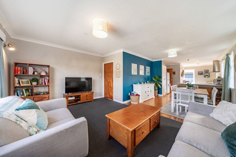 Photo of property in 36 Seddon Street, Wallaceville, Upper Hutt, 5018