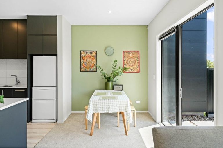 Photo of property in 8a Packard Crescent, Halswell, Christchurch, 8025