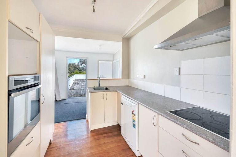 Photo of property in 26 Killarney Avenue, Torbay, Auckland, 0630