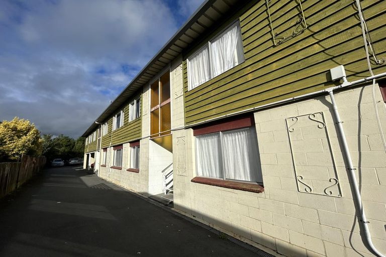 Photo of property in 1/158 Kings Crescent, Hutt Central, Lower Hutt, 5010