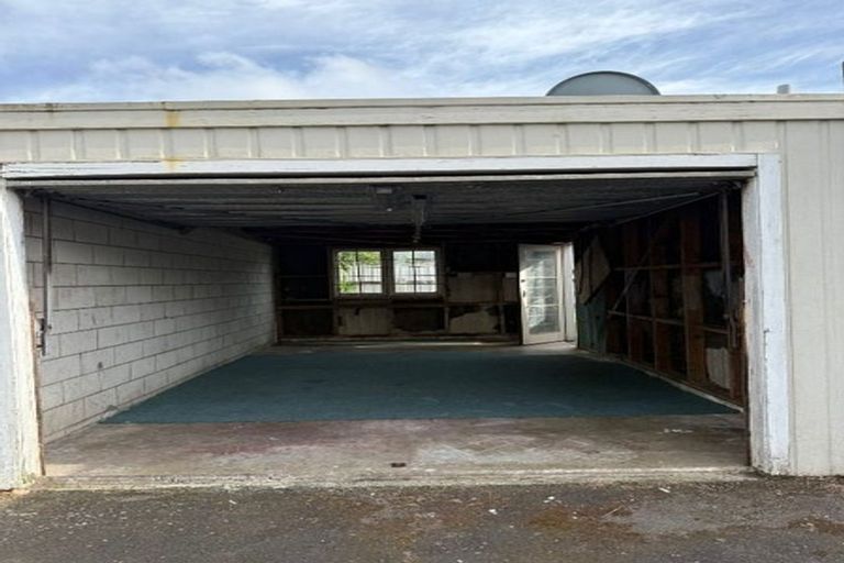 Photo of property in 18a Grove Road, Papakura, 2110