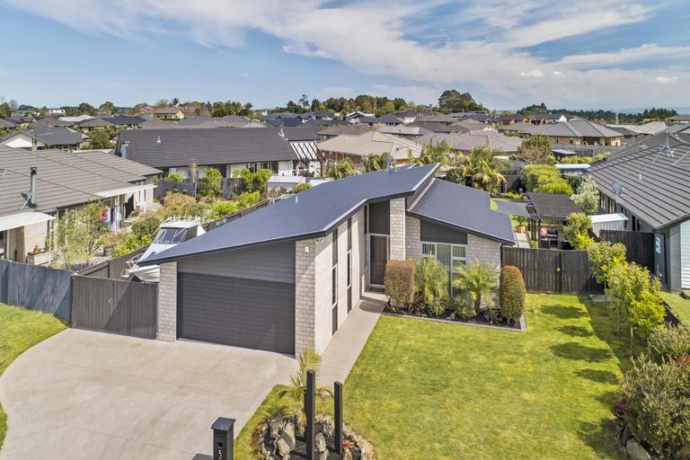 Photo of property in 5 Vivien Place, Patumahoe, Pukekohe, 2679