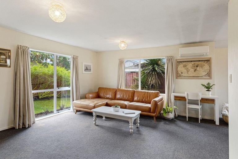 Photo of property in 2/24a Croziers Road, St Albans, Christchurch, 8052