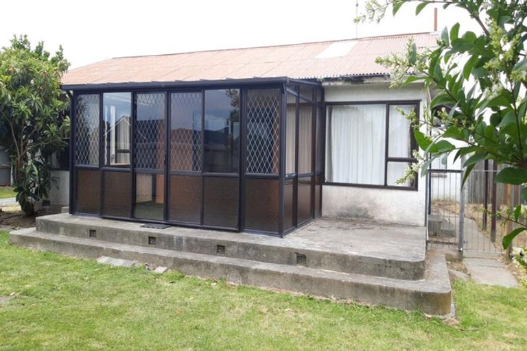 Photo of property in 155 Sawyers Arms Road, Northcote, Christchurch, 8052