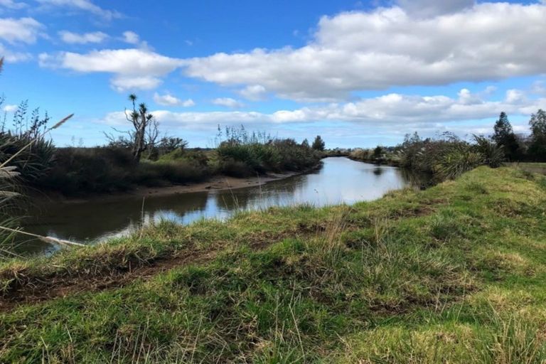 Photo of property in 261b Walker Road East, Aongatete, 3178