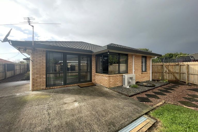 Photo of property in 6 Anton Place, Takanini, 2112