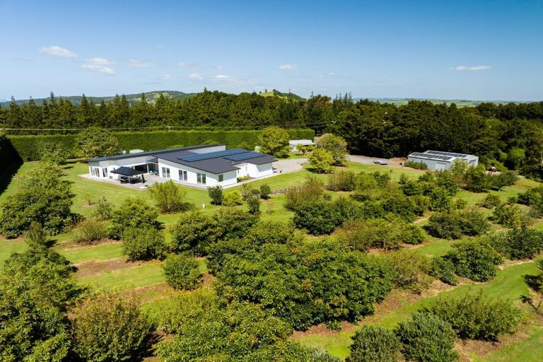 Photo of property in 150 Cemetery Road, Maunu, Whangarei, 0179