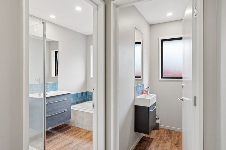 Photo of property in 16 Pallid Green, Rolleston, 7615