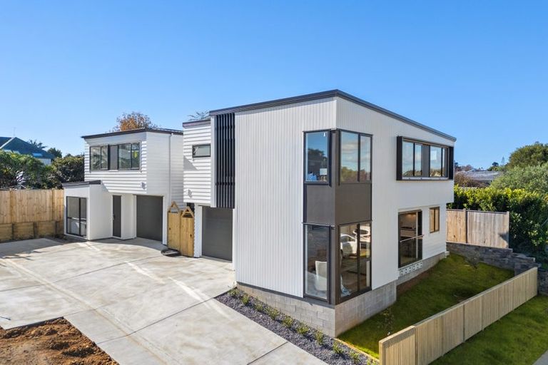 Photo of property in 16b Meadway, Sunnyhills, Auckland, 2010