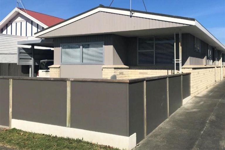 Photo of property in 1/110 Vigor Brown Street, Napier South, Napier, 4110