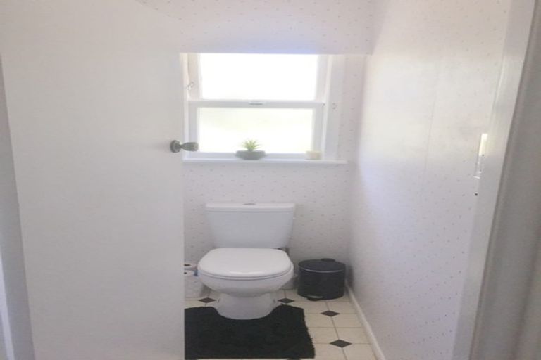 Photo of property in 46 Selwyn Crescent, College Estate, Whanganui, 4500