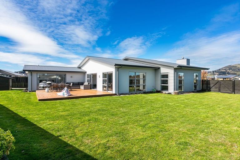 Photo of property in 9 Ben Lomond Drive, Mosgiel, 9024