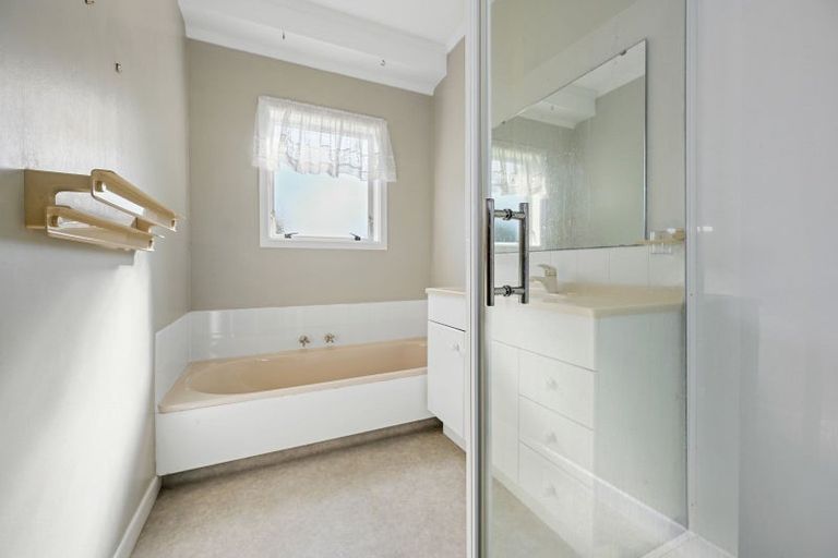 Photo of property in 112 Mahoe Street, Melville, Hamilton, 3206