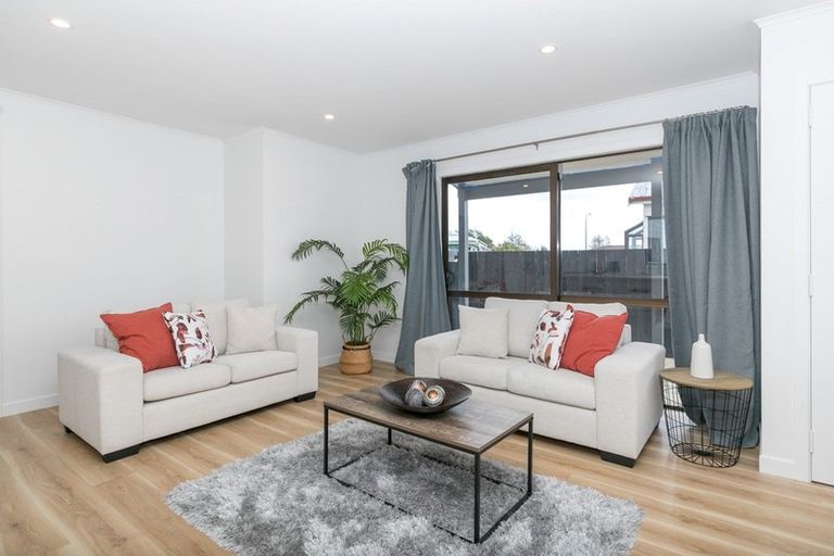 Photo of property in 11 Pringle Place, Nawton, Hamilton, 3200