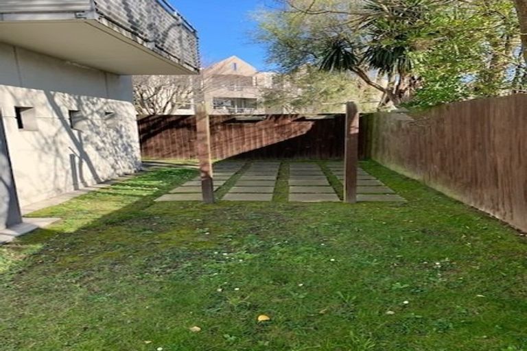 Photo of property in 2/41 Waller Terrace, Christchurch Central, Christchurch, 8011