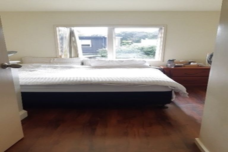 Photo of property in 1/206 Manuka Road, Bayview, Auckland, 0629