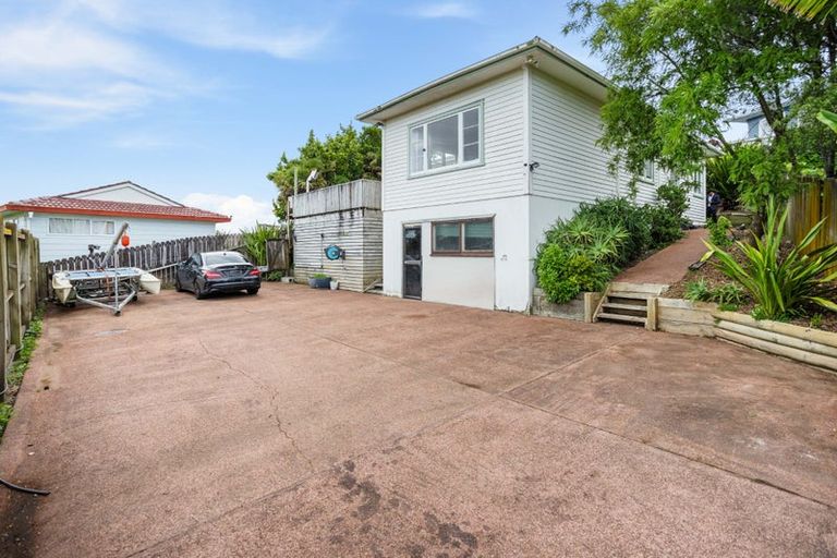 Photo of property in 2/73 Keegan Drive, Massey, Auckland, 0614